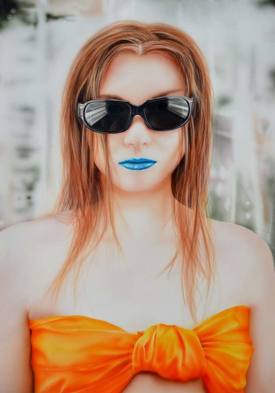FemmeLunettesBleues
